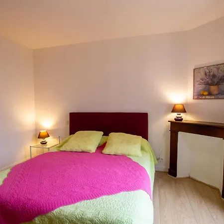 Prázdninový dům Paisible Proche Sarlat Avec Animaux Et Jardin - Fr-1-616-295 *